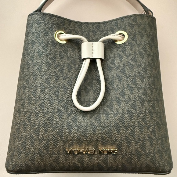 Michael Kors Handbags - Michael Kors Mini Bucket Bag with Light Pink Drawstring